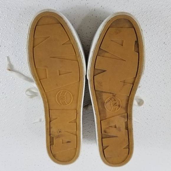 Nana Burgandy/Maroon White Canvas - Picture 6 of 9